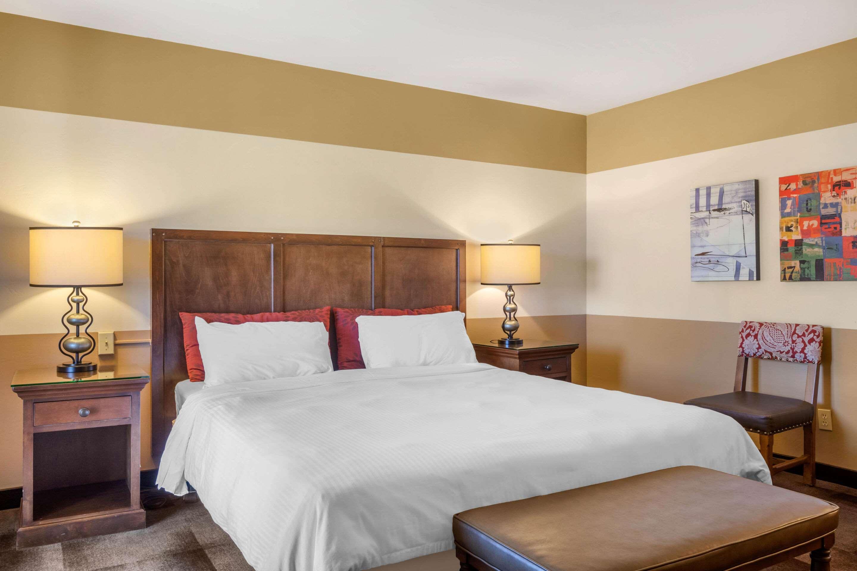Carlton Oaks Lodge, Ascend Hotel Collection Santee Bagian luar foto