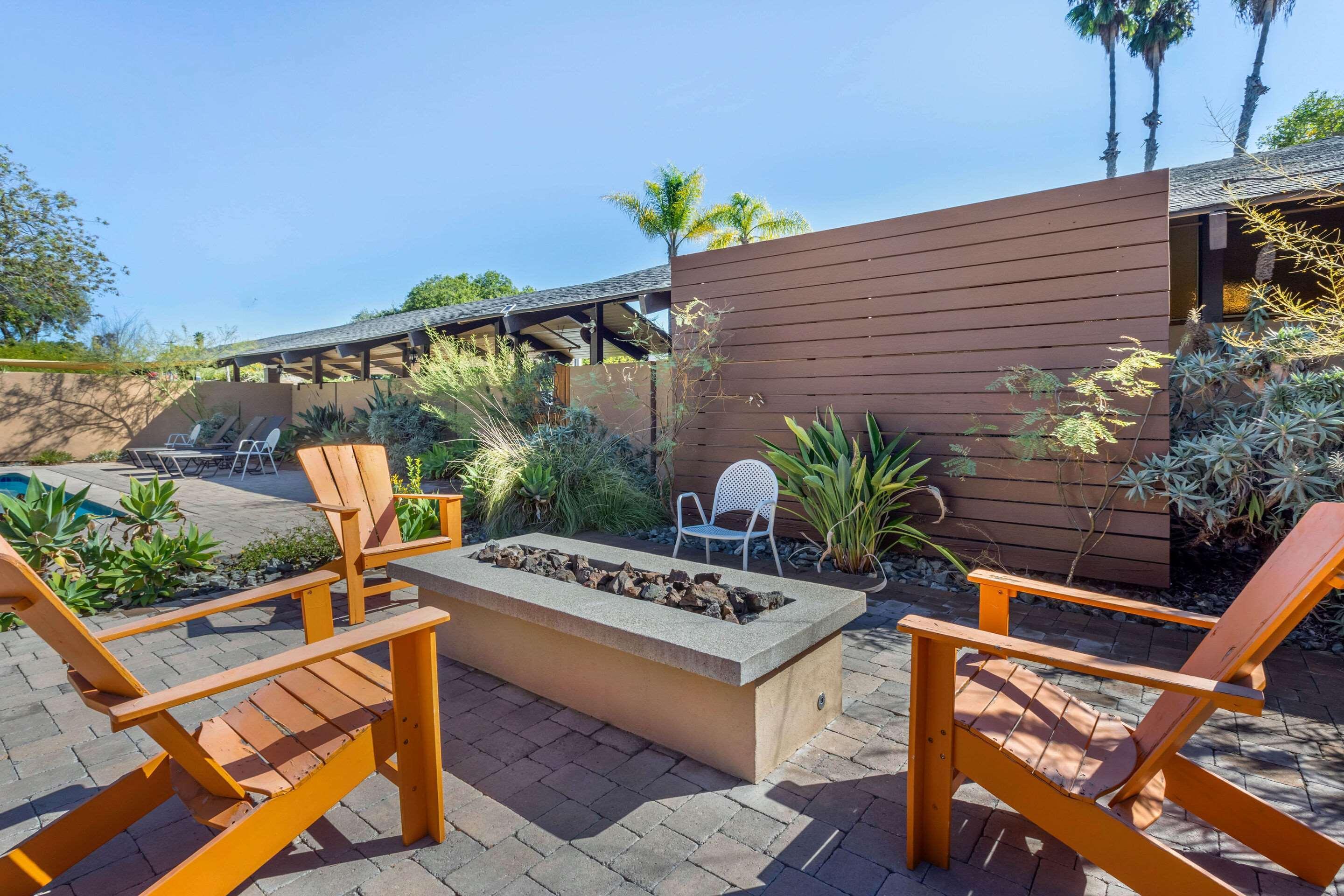 Carlton Oaks Lodge, Ascend Hotel Collection Santee Bagian luar foto
