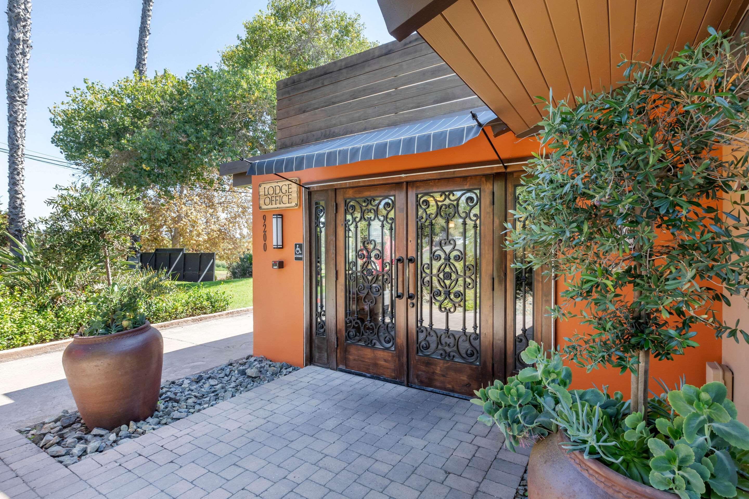 Carlton Oaks Lodge, Ascend Hotel Collection Santee Bagian luar foto