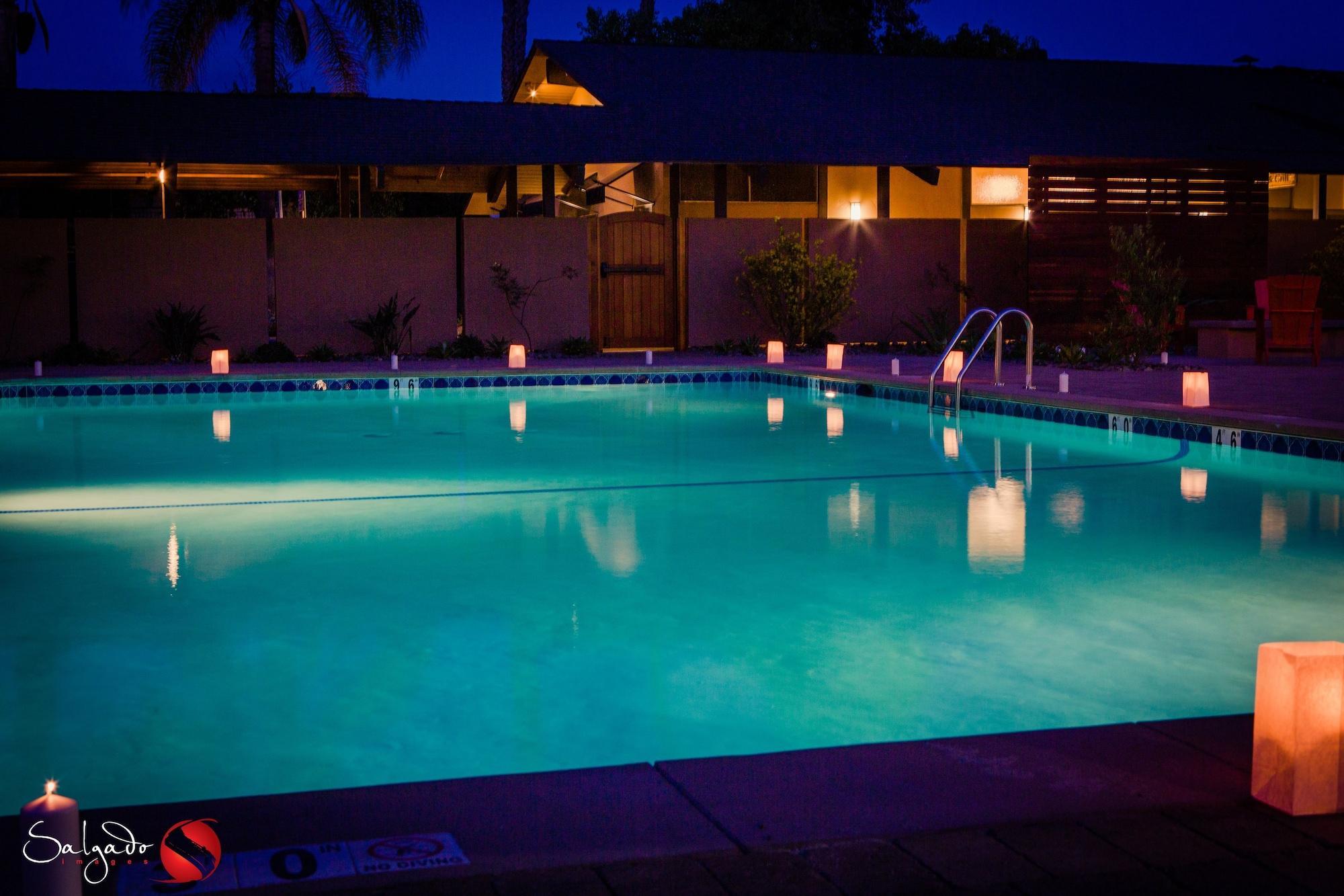 Carlton Oaks Lodge, Ascend Hotel Collection Santee Bagian luar foto