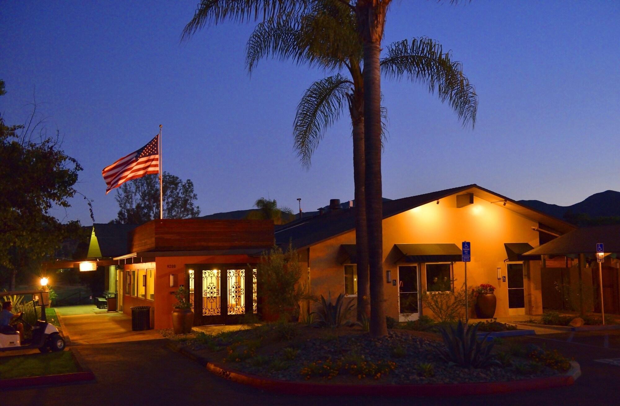 Carlton Oaks Lodge, Ascend Hotel Collection Santee Bagian luar foto