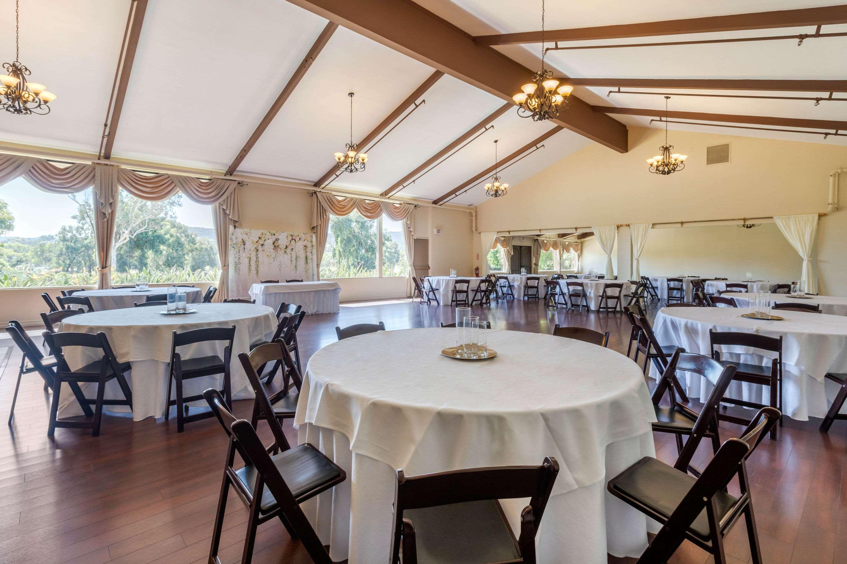 Carlton Oaks Lodge, Ascend Hotel Collection Santee Bagian luar foto
